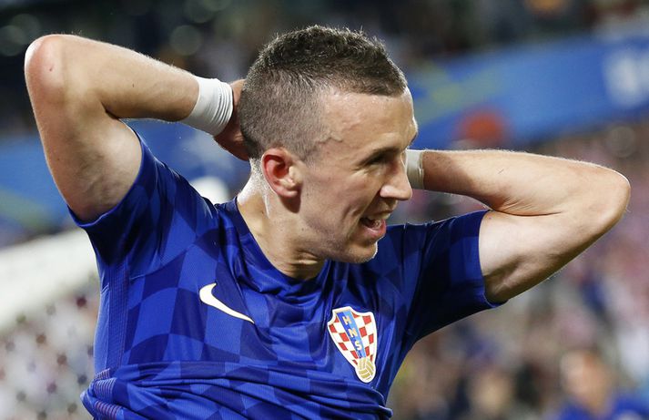 Ivan Perisic fagnar sigurmarki sínu í kvöld.