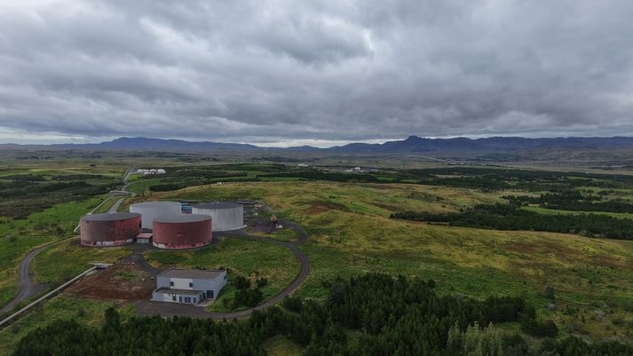Hraðbankinn fannst á Hólmsheiði.