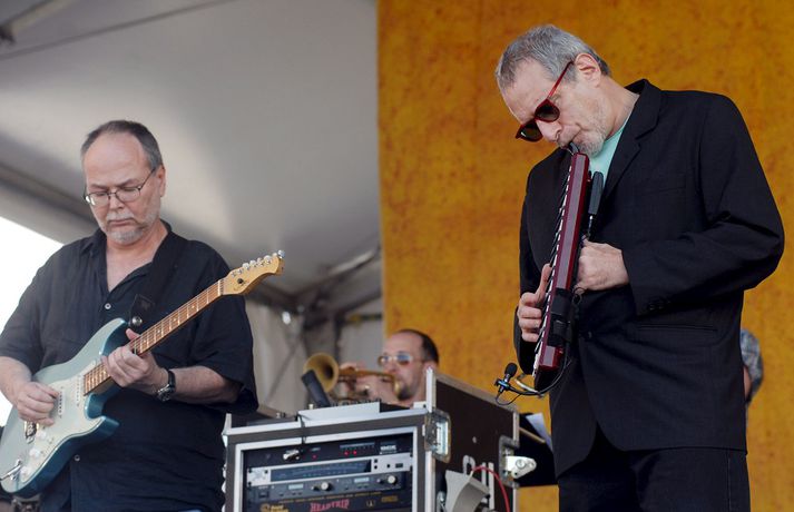 Becker (t.v.) og Donald Fagen á tónleikum með Steely Dan.