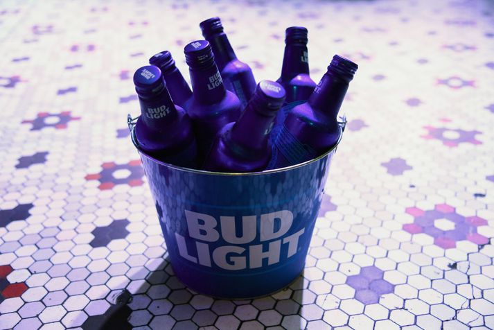 Bud Light er með rúmlega 15 prósenta markaðshlutdeild á bandaríska bjórmarkaðnum.