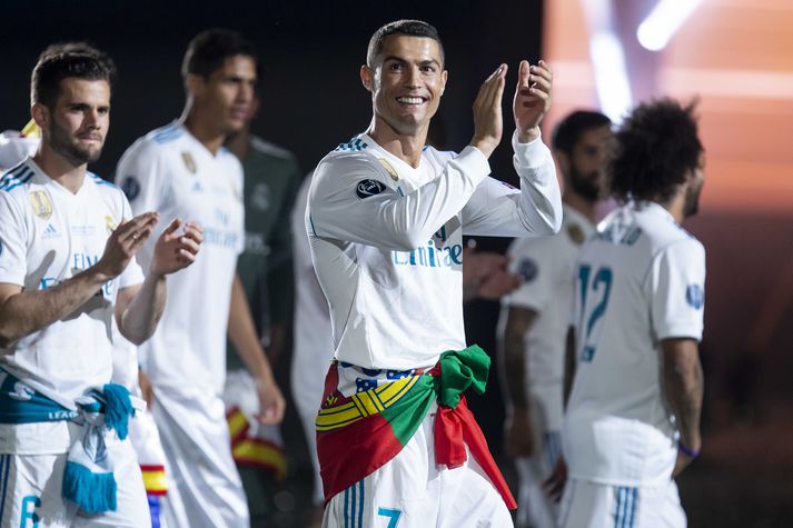 Ronaldo er hann og félagar hans í Real fögnuðu þriðja Meistaradeildartitlinum í röð.