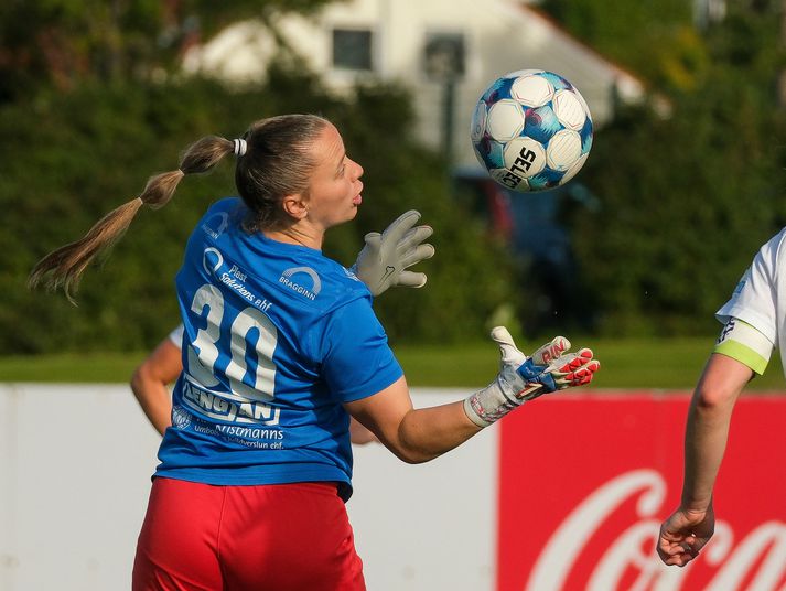 Guðný Geirsdóttir átti tvær frábærar vörslur gegn Breiðabliki.