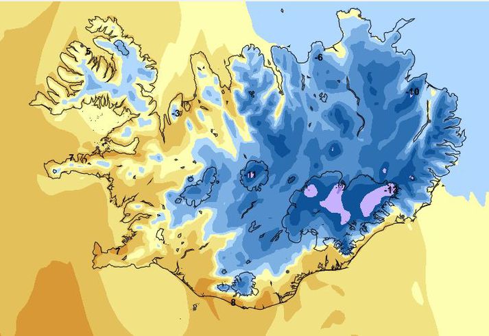 Hitaspá Veðurstofu Íslands fyrir hádegi á föstudag.