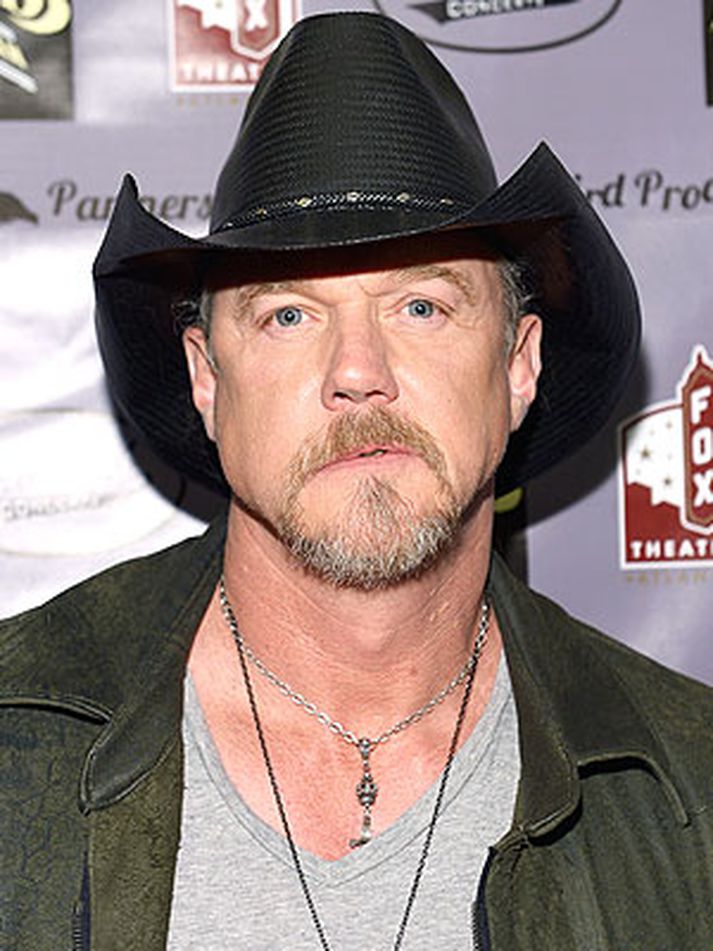 Trace Adkins.