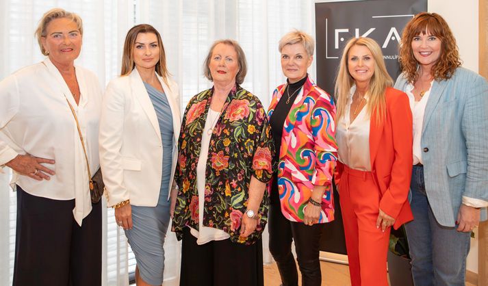 Fyrrverandi formenn FKA frá vinstri: Jónína Bjartmarz, Linda Pétursdóttir, Katrín S. Ólafsdóttir, Margrét Kristmannsdóttir, Hafdís Jónsdóttir og Þórdís Lóa Þórhallsdóttir.