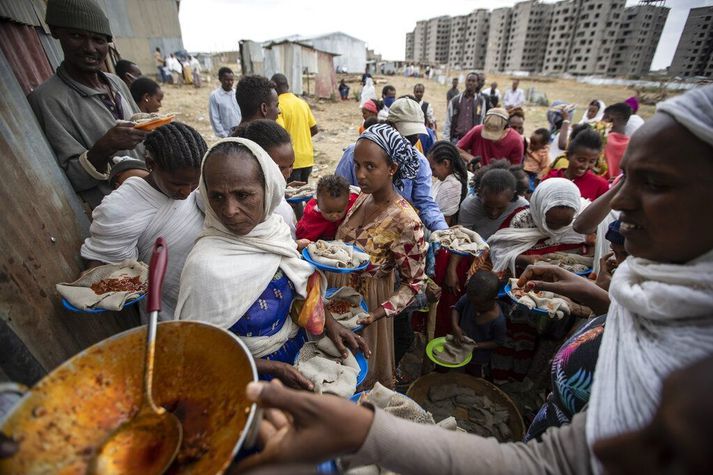 Þúsundir hafa látið lífið í átökunum í Tigray-héraði í Eþíópíu síðustu mánuði. Íbúar hafa þurft að búa við gríðarlegan matarskort.