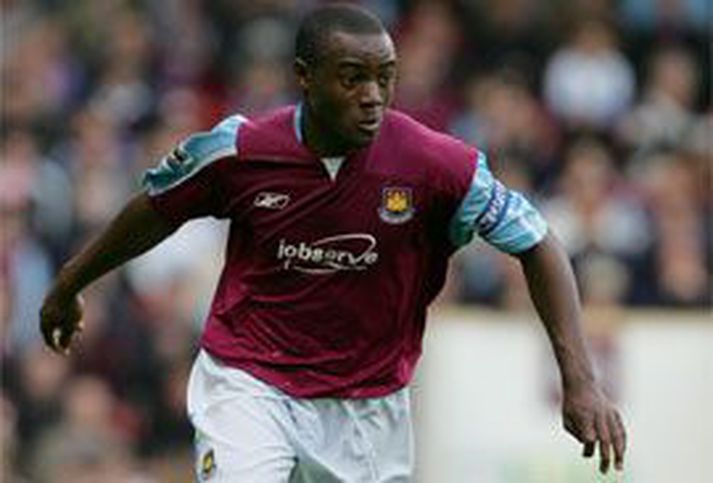 Nigel Reo-Coker, fyrrum leikmaður West Ham og núverandi leikmaður Aston Villa, hefur fengið nóg.