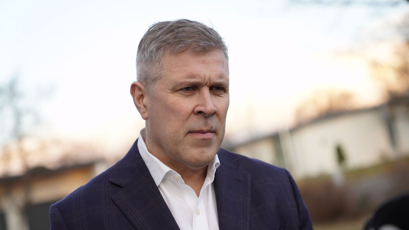 Telur ó­þarft að blanda pólitískum skoðunum í nýtt hlut­verk