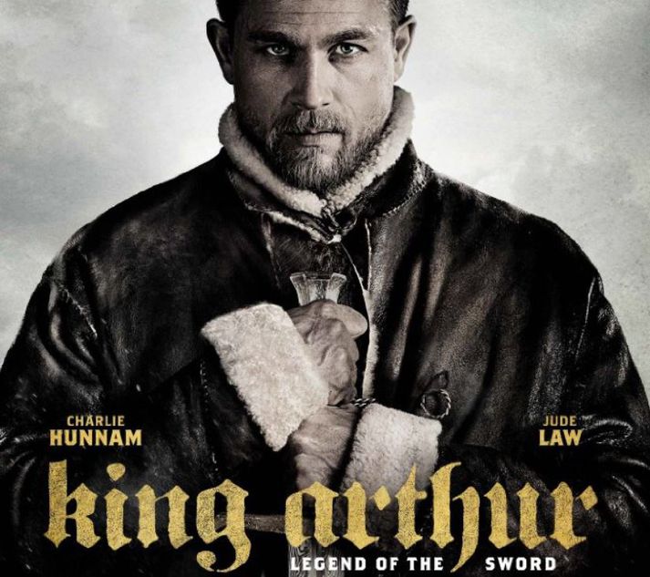 King Arthur: Legend of the Sword er ein af ótal myndum sem hafa verið gerðar um Artúr konung.