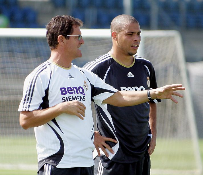 Capello með brasilíska Ronaldo. Sá var ótrúlegur knattspyrnumaður á sínum tíma.