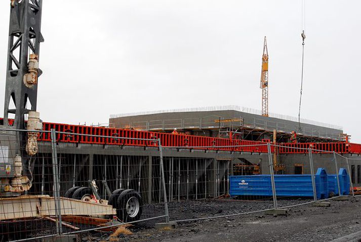Atvinnuþátttaka í febrúar mældist 79,1 prósent, hlutfall starfandi var 75,7 prósent og atvinnuleysi var 4,2 prósent.
