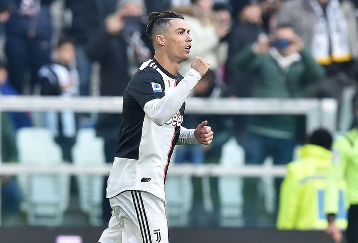 Ronaldo skoraði sína fyrstu þrennu fyrir Juventus í deildarleik í dag.