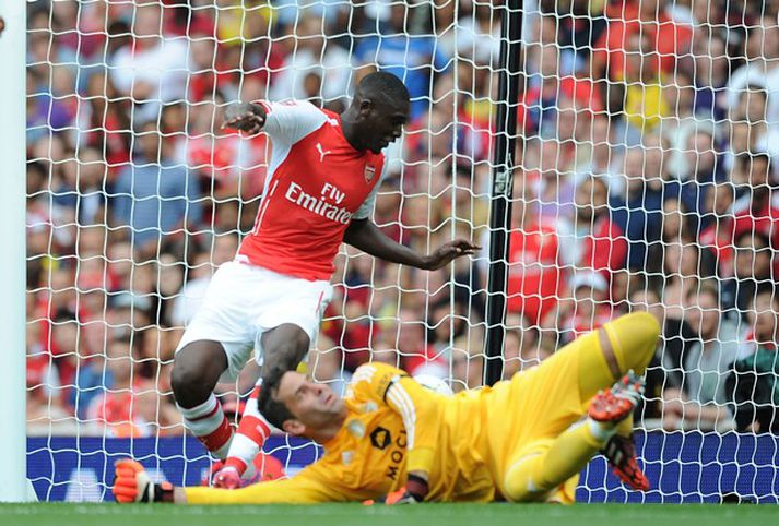 Sanogo skorar þriðja mark Arsenal í dag.