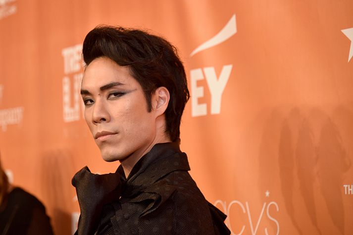 Eugene Lee Yang á fjáröflunarsamkomu fyrir The Trevor Project.