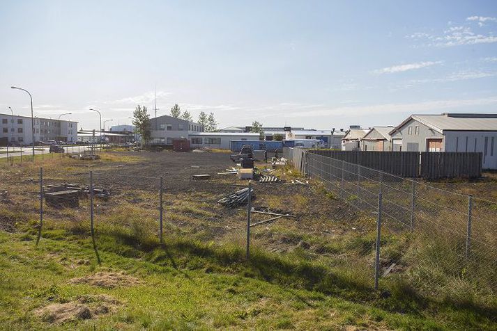 Festi á lóðina að Flatahrauni 13 en engin starfsemi er þar í dag.