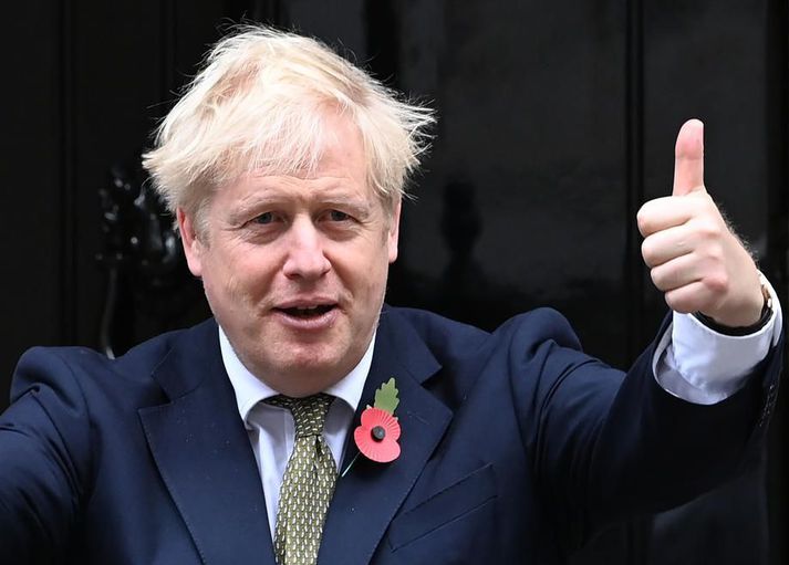 Boris Johnson boðar til blaðamannafundar síðdegis í dag vegna kórónuveirufaraldursins.