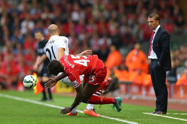 Rodgers horfir á nýja manninn Balotelli falla