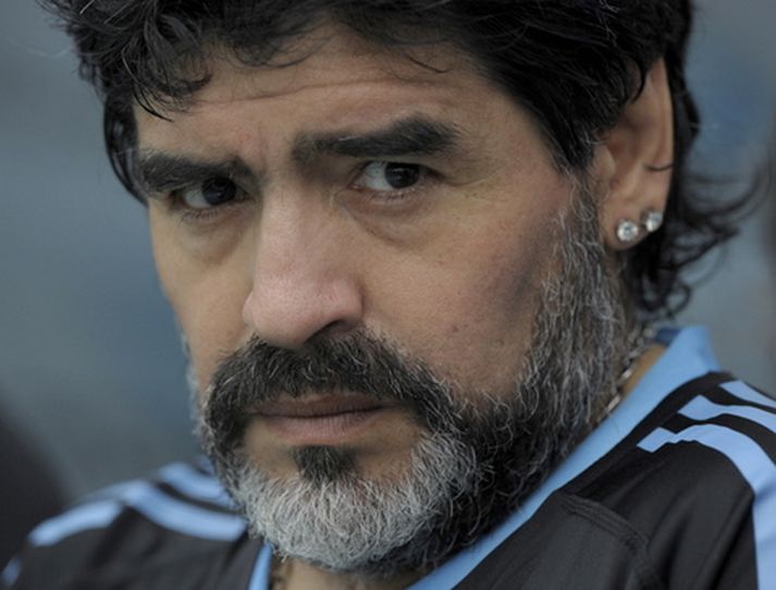 Diego Maradona, landsliðsþjálfari Argentínu, á leiknum í kvöld.