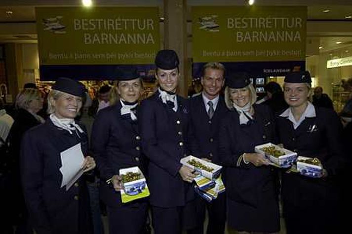 Flugfreyjur og flugþjónn