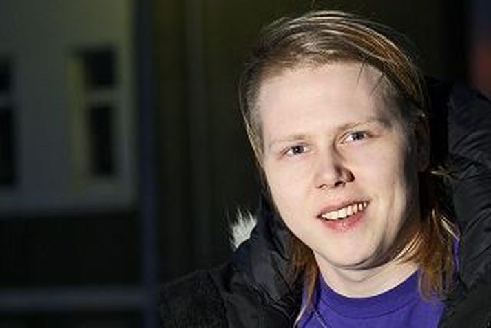 Hönnuðurinn efnilegi lýkur brátt myndamaraþoni sínu sem hefur staðið yfir í tæpt ár.