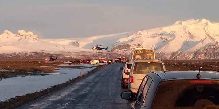 Frá vettvangi slyssins við Háöldukvísl á Skeiðarársandi í gær.