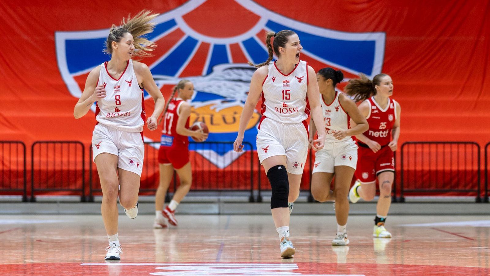 Valur - Grinda­vík | Hörku­leikur á Hlíðar­enda