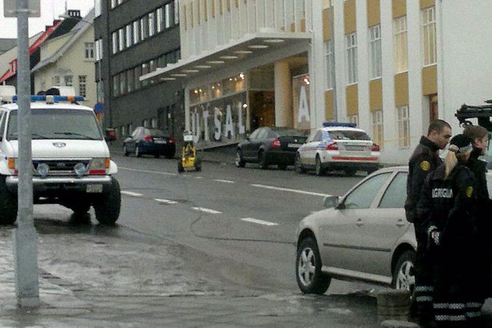 Vélmennið að störfum.