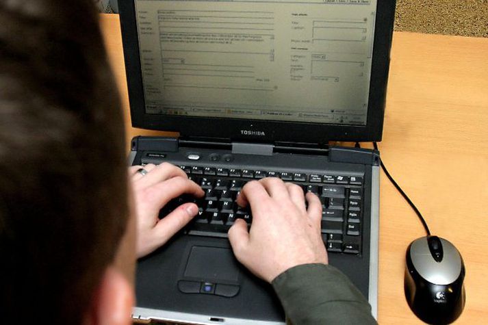 Flestir nota netið daglega.