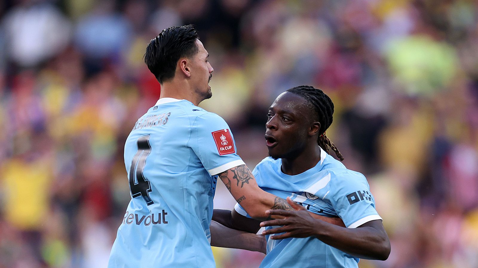 Manchester City tryggði sér far­miða í úr­slita­leikinn