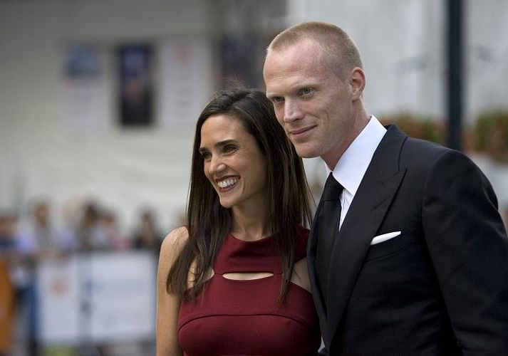 Þriðja barnið Jennifer Connelly og Paul Bettany eru hamingjusöm.