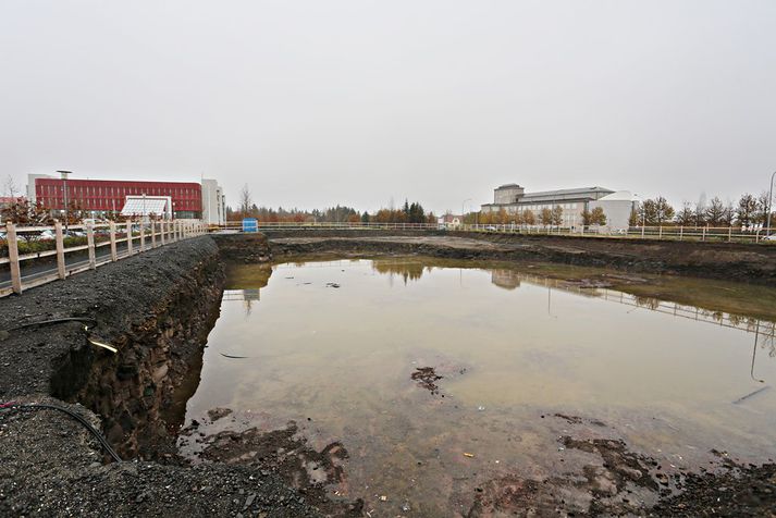 Framkvæmdir voru hafnar við Hús íslenskra fræða.