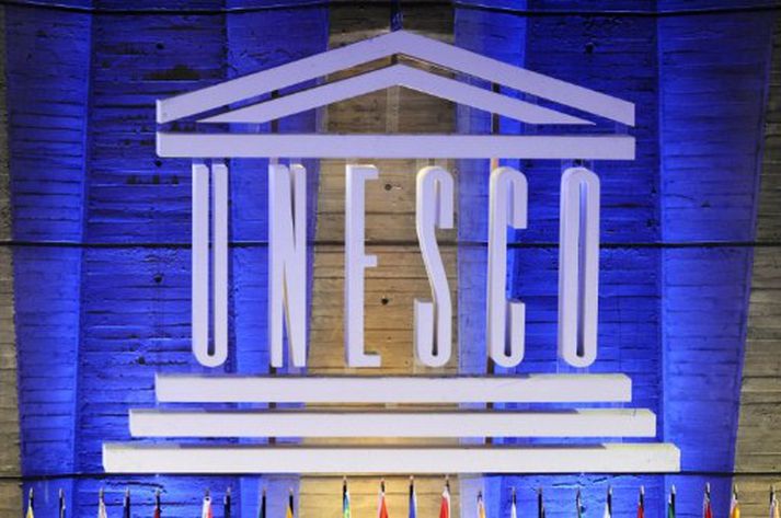 UNESCO vinnur að friði og öryggi með því að efla alþjóðlegt samstarf aðildaríkja sinna.