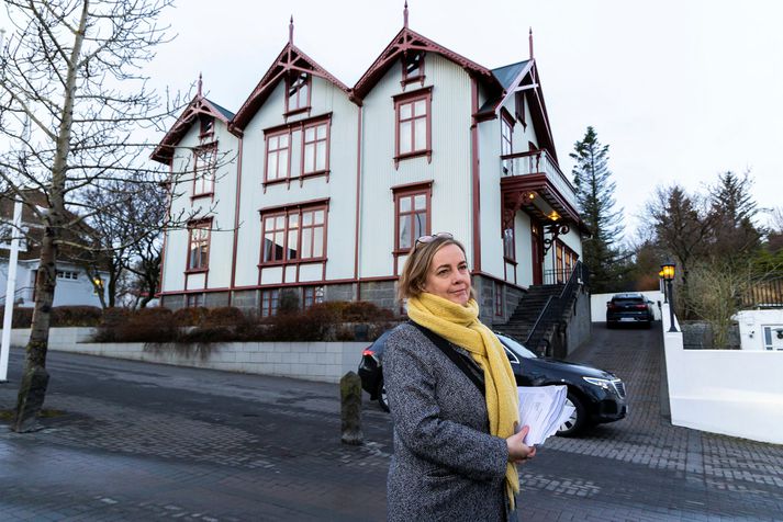 Svandís hefur oftar en einu sinni kynnt aðgerðir innanlands að loknum ríkisstjórnarfundi á föstudegi.