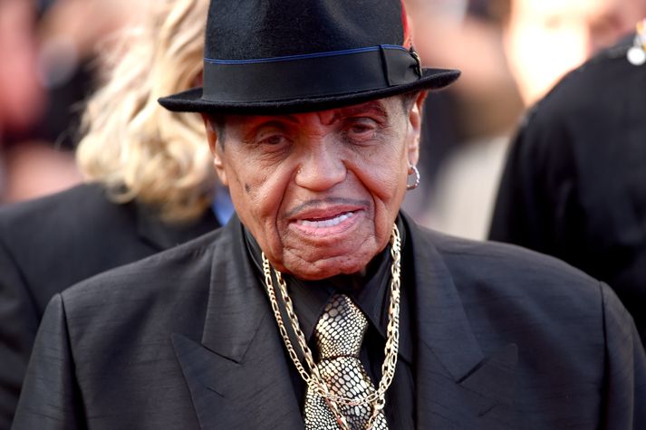 Joe Jackson, 89 ára gamall.