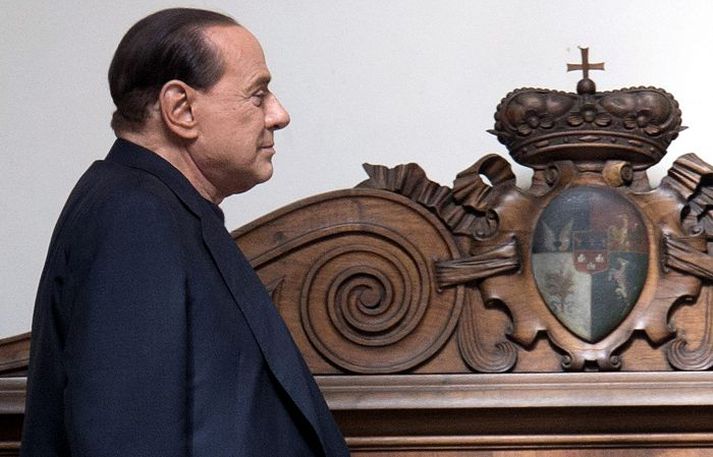 Fjölmiðlar á Ítalíu brugðust ókvæða við og segja Berlusconi snarruglaðan.