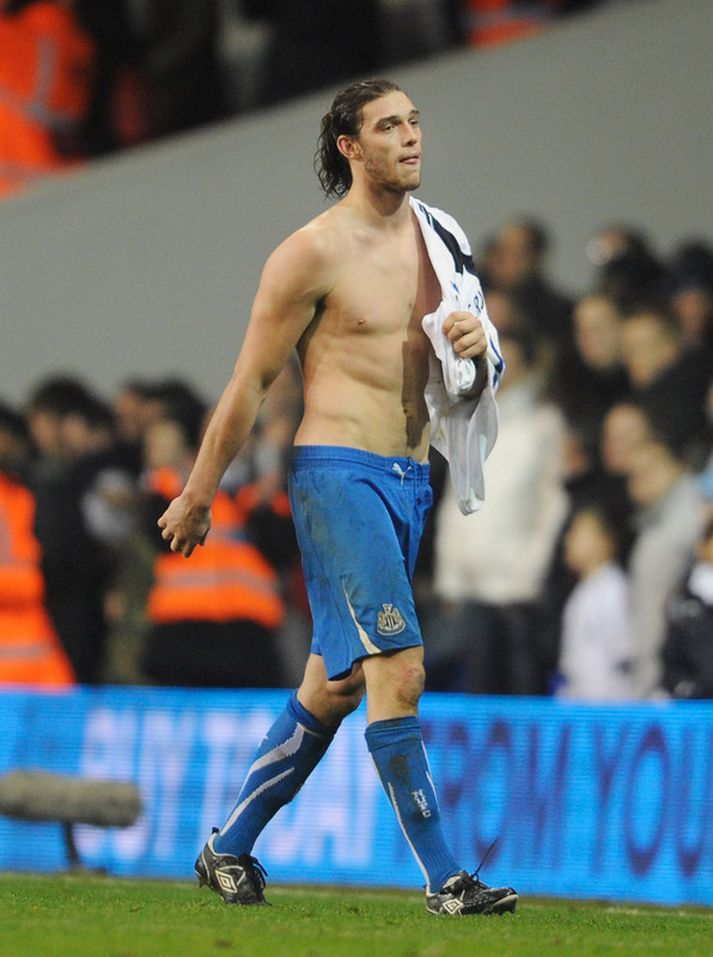 Andy Carroll er nú leikmaður Liverpool en hann kostaði 35 milljón pund eða 6,5 milljarða kr.