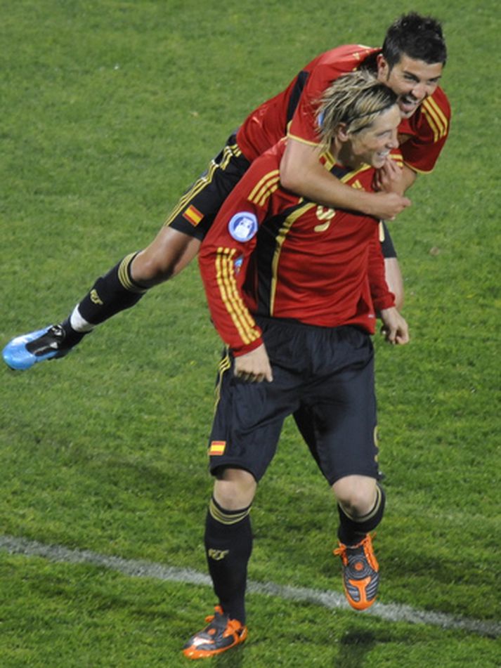 Cesc Fabregas og Fernando Torres.