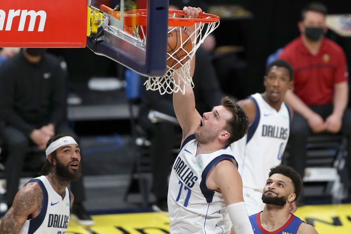 Luka Doncic var einu frákasti frá því að vera með þrefalda tvennu gegn Denver Nuggets.