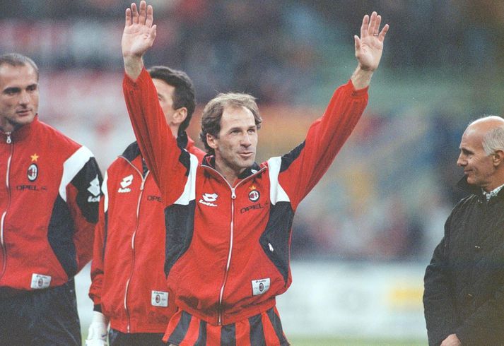 Baresi í kveðjuleiknum fyrir AC Milan árið 1997. Hann hefur nú kvatt í hinsta sinn. 