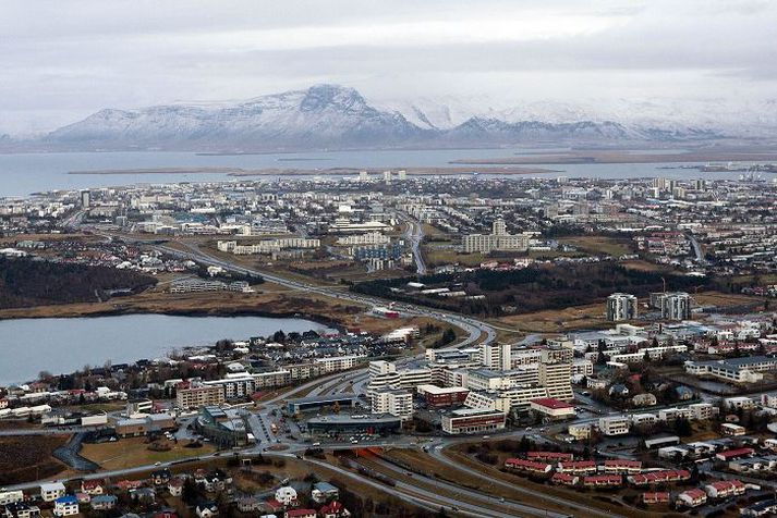 Leigusalar eru farnir að óska eftir því að hiti og rafmagn verði tekið af leiguhúsnæðum til þess að losna fyrr við óskilvísa leigjendur.