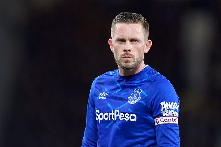 Gylfi í leik með Everton.