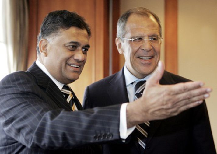Sergei Lavrov, utanríkisráðherra Rússlands, er hér ásamt starfsbróður sínum frá Srí Lanka.