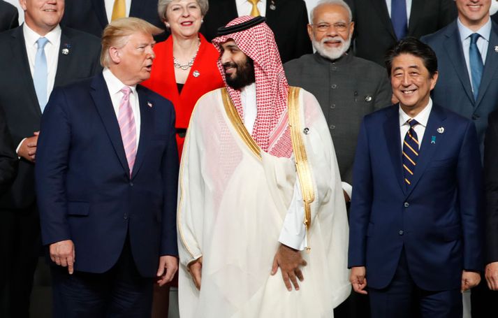 Trump ræðir við Mohammed bin Salman, krónprins Sádi-Arabíu.