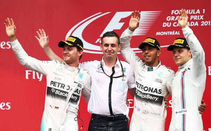 Það fór nokkuð vel á með Hamilton og Rosberg á verðlaunapallinum. Bottas var afar kátur að standa þar.