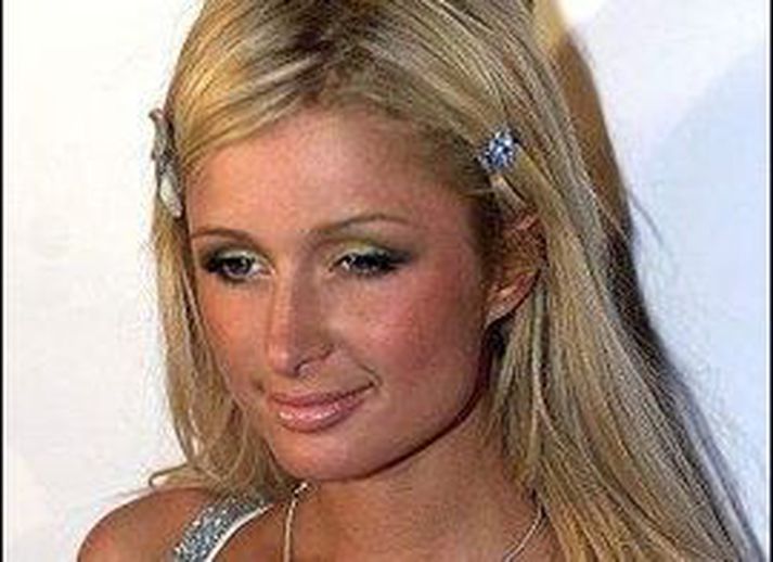 Paris Hilton. Greyið stelpan er komin á svartan lista hjá nokkrum skemmtistöðum í Bandaríkjunum.