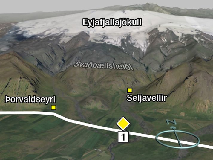 Á skammri stundu hljóp vatnið niður fyrir þjóðveginn og varnargarðar umhverfis bæinn Þorvaldseyri eru við það að bresta.