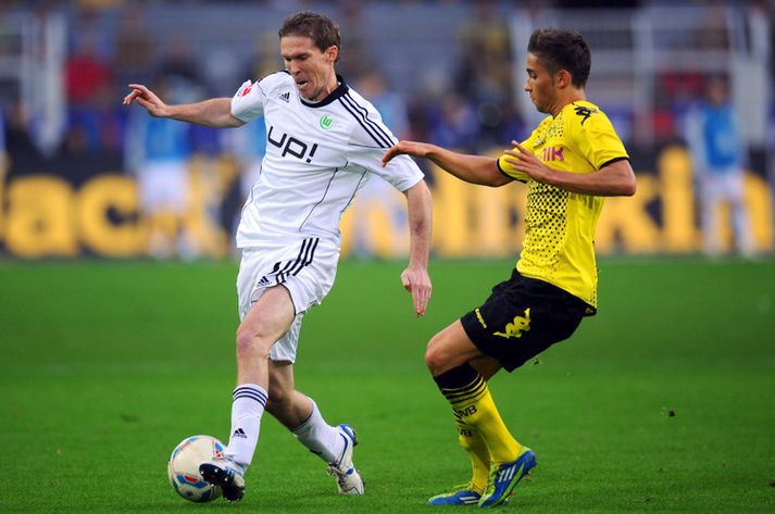 Alexander Hleb, til vinstri, í leik með Wolfsburg í Þýskalandi.