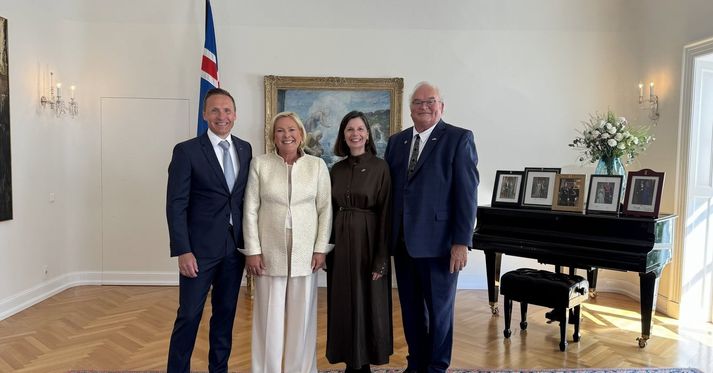 Björn Skúlason, Halla Tómasdóttir, Barbara Long og Billy Long.