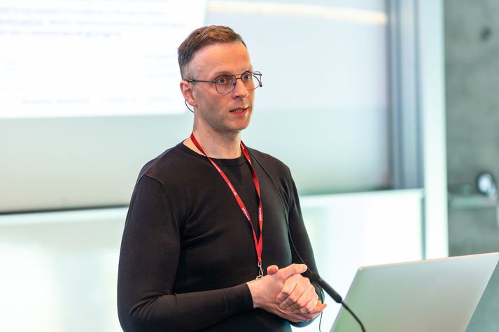 Pétur hefur starfað um árabil sem réttarlæknir og komið að fjölda rannsókna á ofbeldismálum. 