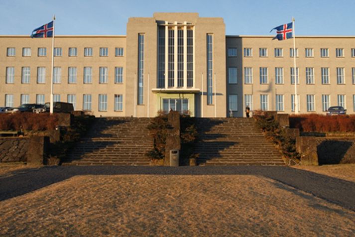 Svarendur í könnuninni bera mikið traust til Háskóla Íslands. Mynd/ Stefán.